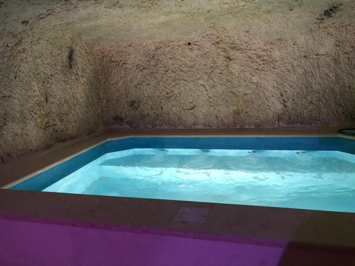 المليحة Designer Finished Maisonette With Pool المظهر الخارجي الصورة